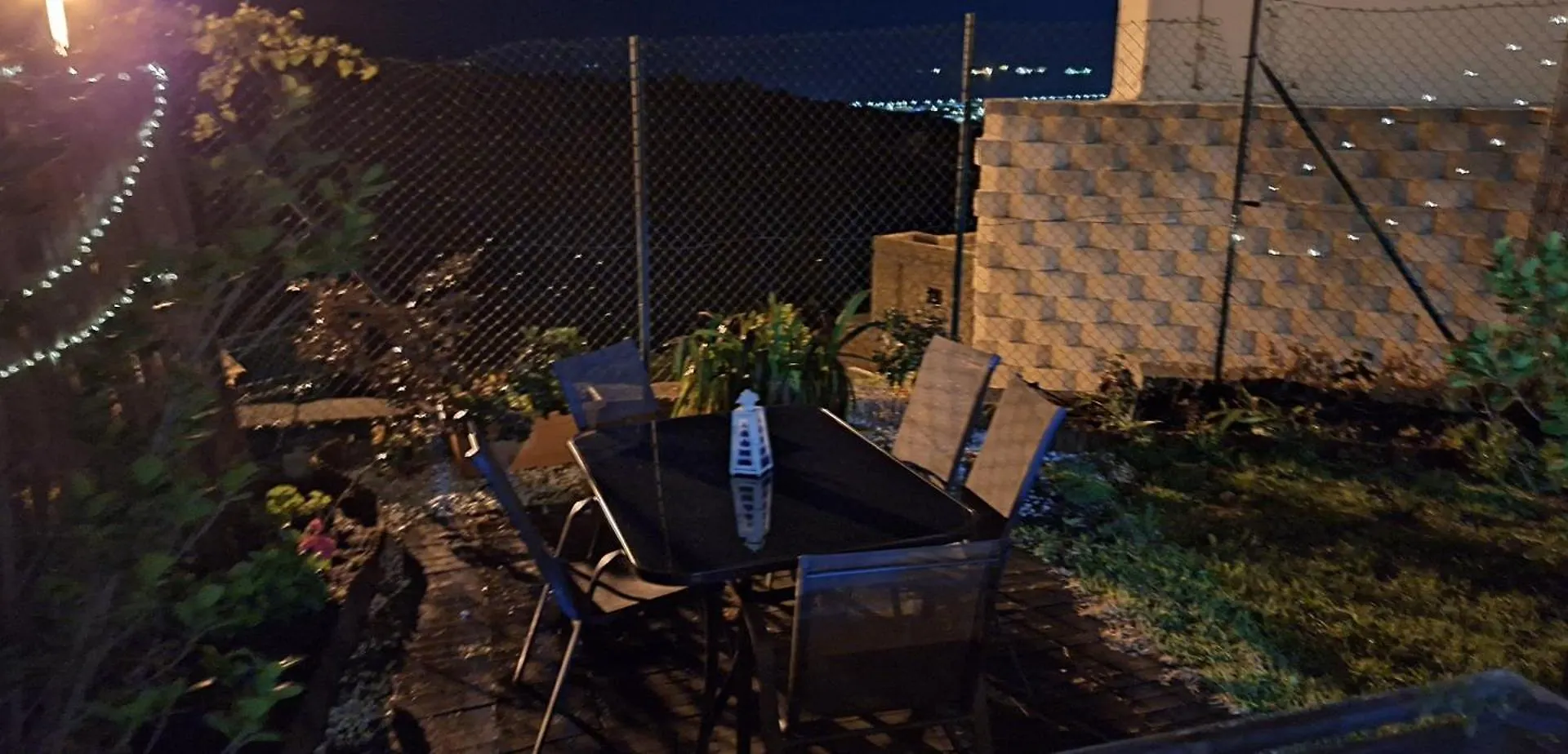 Apartamento Con Jardin La Linea de la Concepcion Apartment