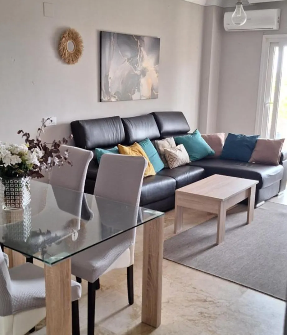 Apartamento Con Jardin La Linea de la Concepcion