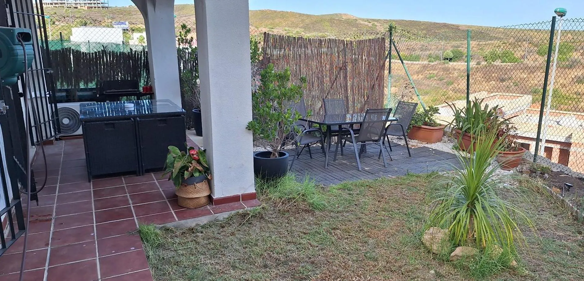 Apartamento Con Jardin La Linea de la Concepcion