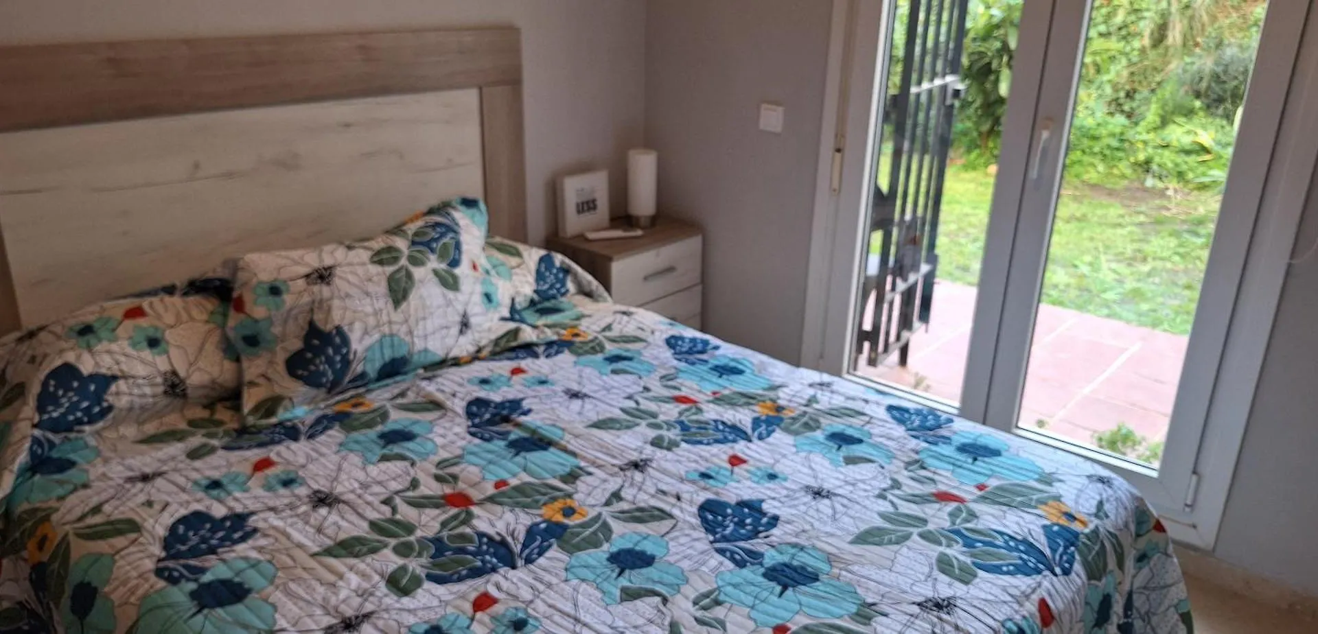 Apartamento Con Jardin La Linea de la Concepcion